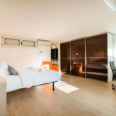 No 335 The Streets Apartment