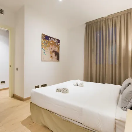 No 335 The Streets Apartment Barcelona