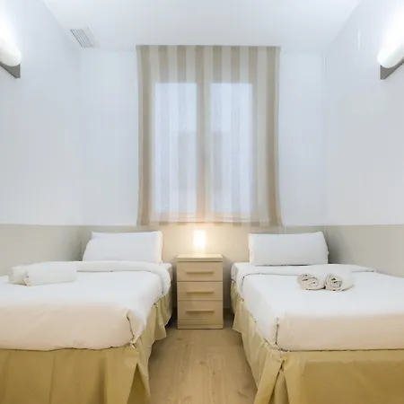 No 335 The Streets Apartment *