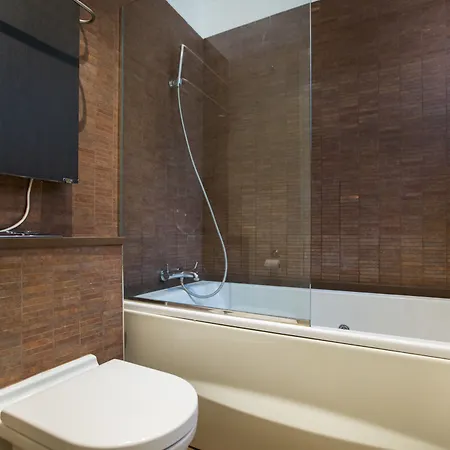 Apartamento No 335 The Streets *